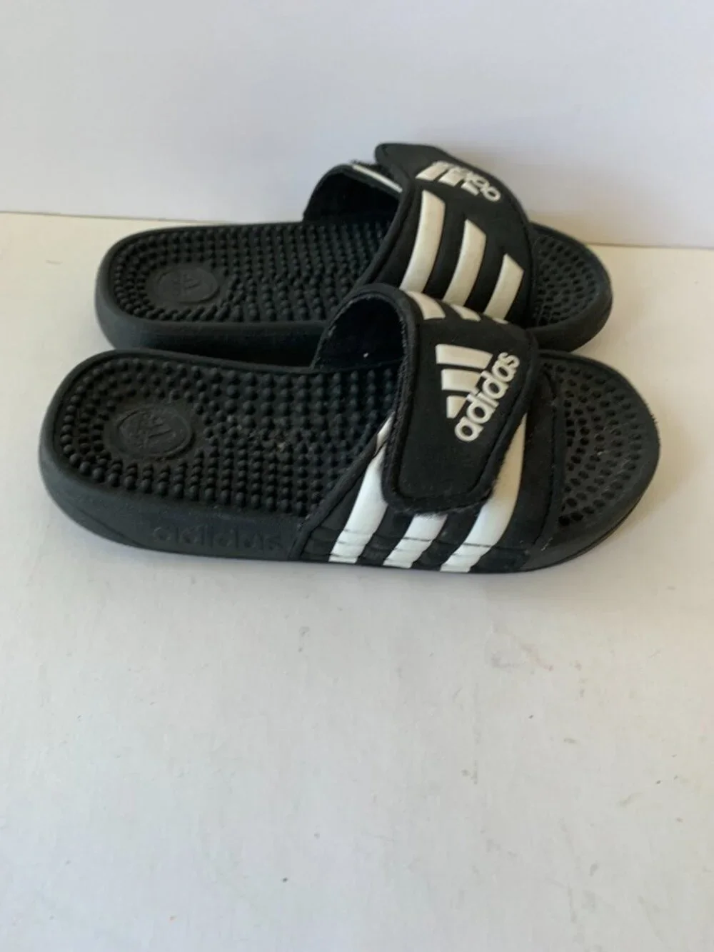 Adidas Kids Sandals Black & White Size 12K (125511612) - Picture 4 of 7